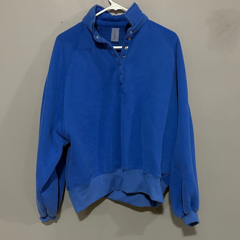 Altar’d State Revival Blue Pullover Sweatshirt